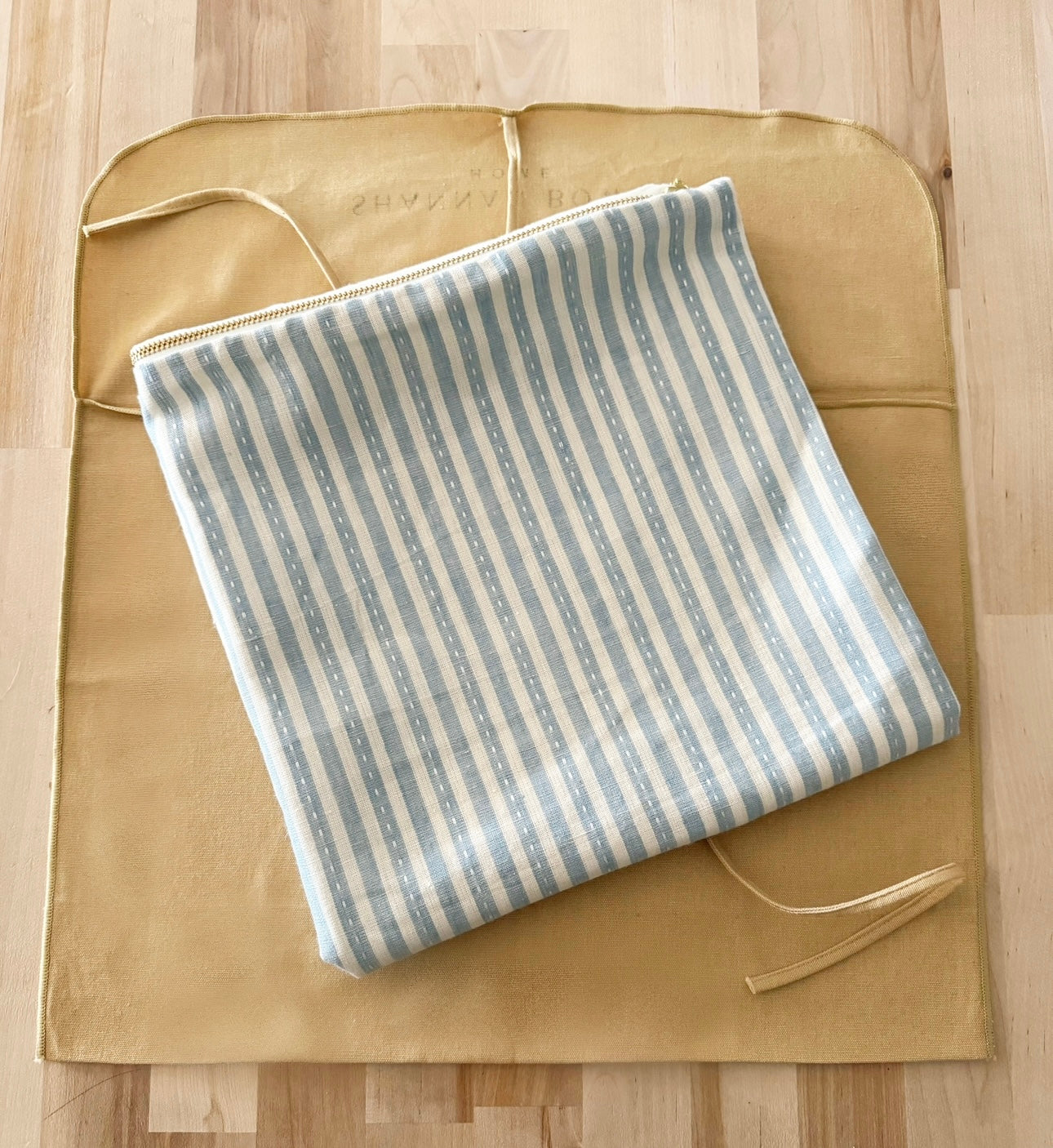 DESIGNER PILLOW