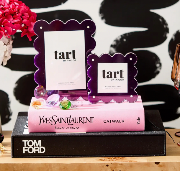 PLUM MINI ACRYLIC PICTURE FRAME