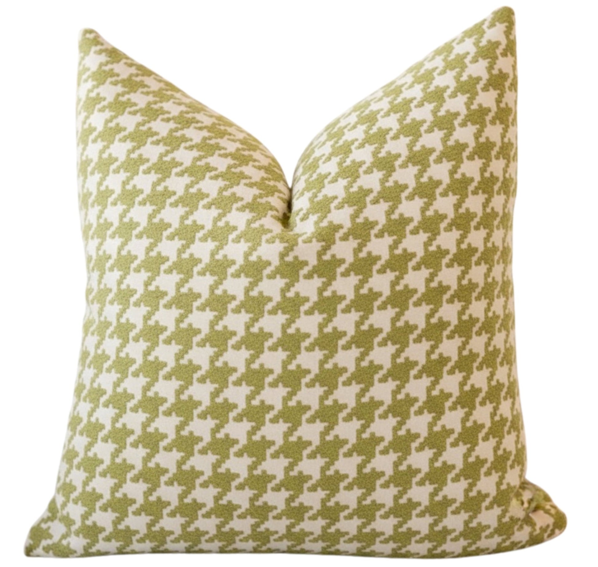 CAMILA PILLOW - Product image highlighting color, material, and overall design.