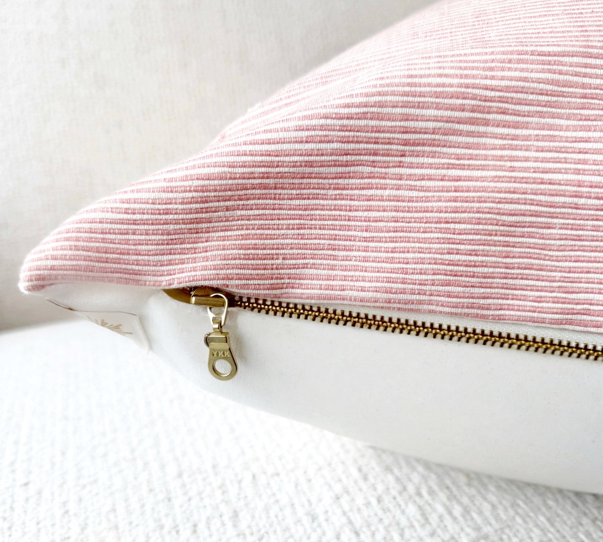 ELIZABETH PILLOW - Shannan Bower Home