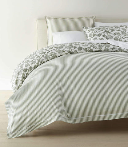 Reversible Duvet Set The Highgrove – duvet and shams flat lay