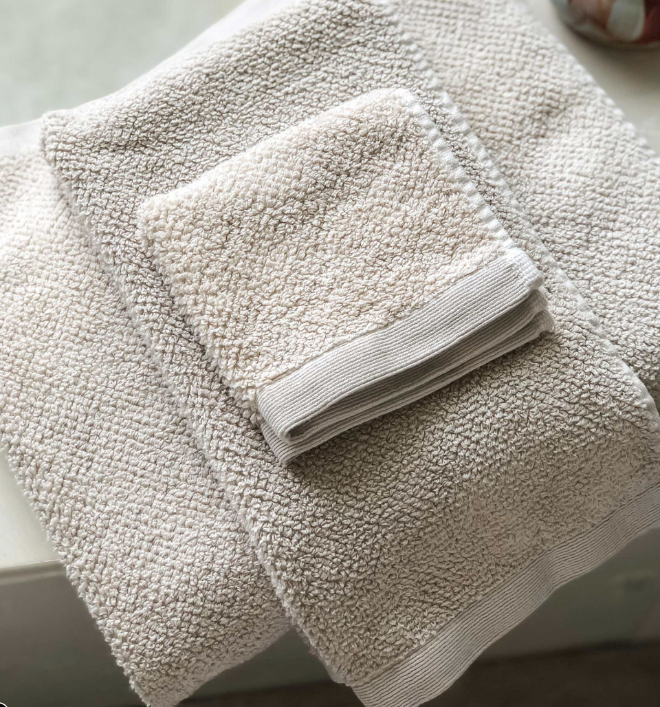 JUBILEE TEXTURED BATH TOWEL