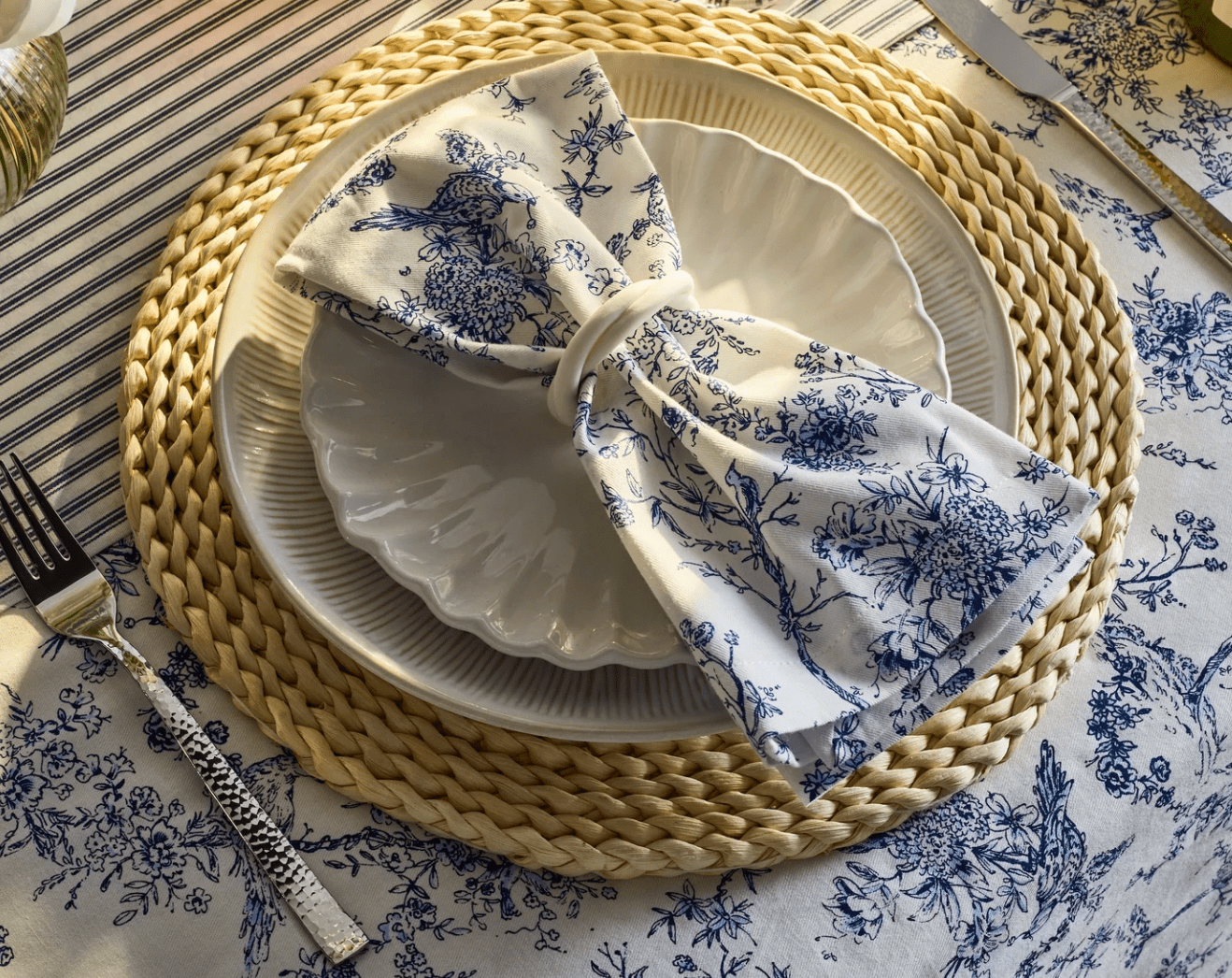 TOILE NAPKINS ( Set of 4 ) - Shannan Bower Home